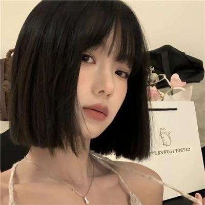 不再托腮遐思
